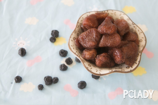 哪些人群更适合吃蓝莓果干,食用果干时应该注