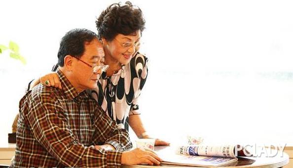 选择乳果糖口服液之老年便秘,医生推荐更放心