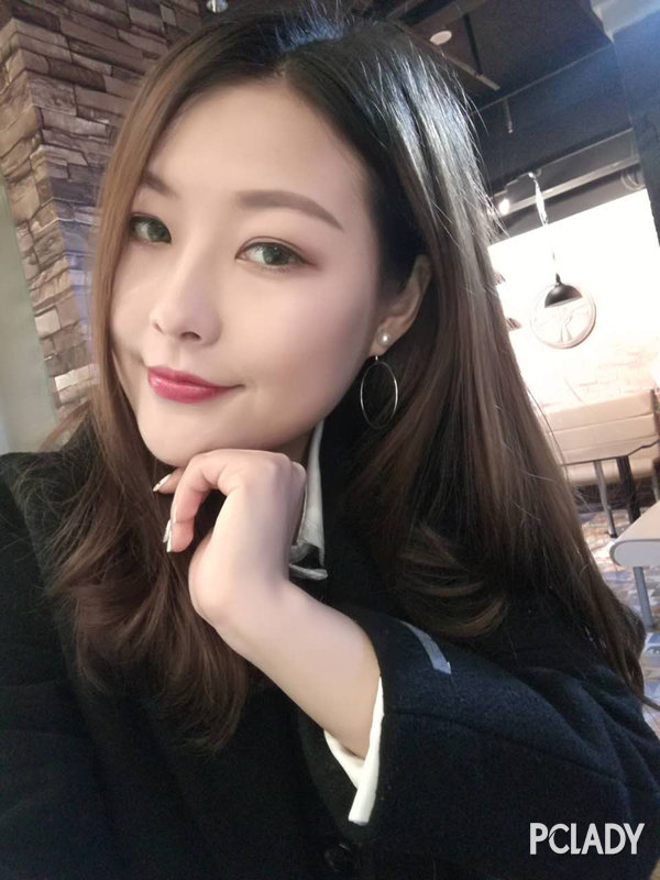 女神起床自拍高清叫女神起床的表情包图片3